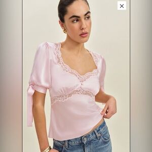 Size 0 Reformation Dolly Top in Cherry Blossom